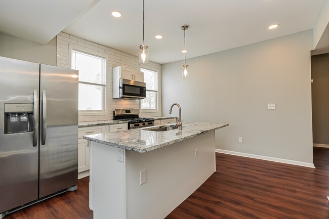 Foto del edificio - 1774 S 8th St