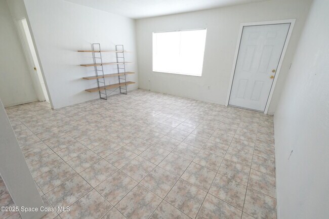 Building Photo - 2219 Allan Adale Rd