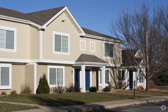 Meadow Lake of Clear Lake Apartments