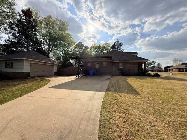 Foto del edificio - 601 Prairie View Dr