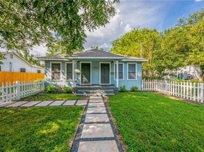 Building Photo - 906 Capitol Ct