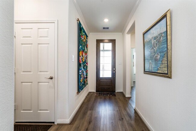 Foto del edificio - 7702 Royal Oasis Ln