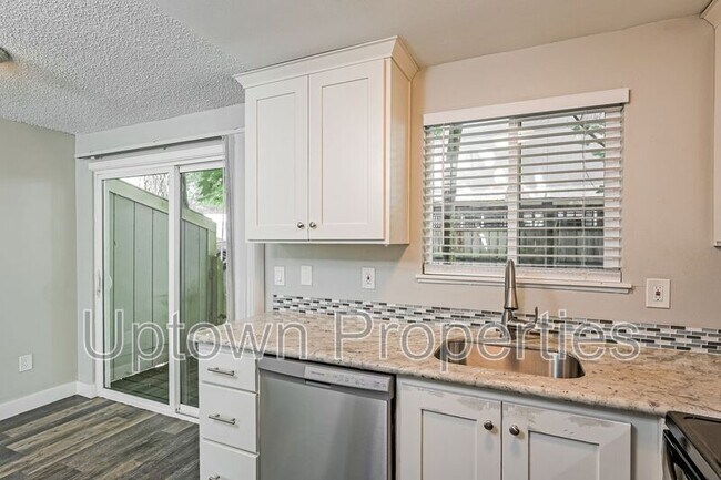 Foto del edificio - 5011 SW Beaverton Hillsdale Hwy