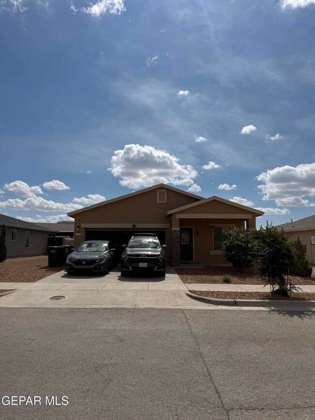 Building Photo - 12976 Runway Ave