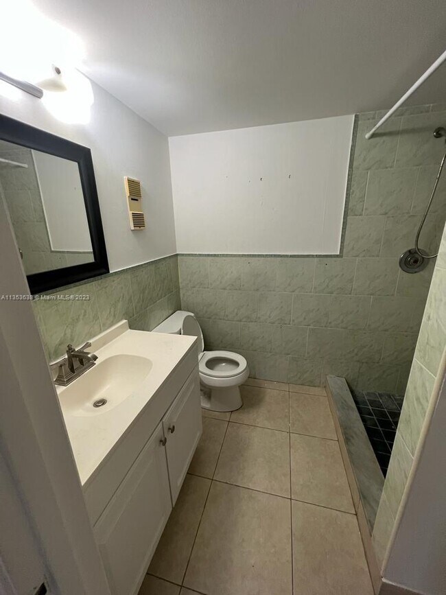 Foto del edificio - 20725 NE 8th Ct