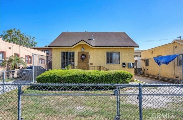 Foto principal - 822 E 87th Pl