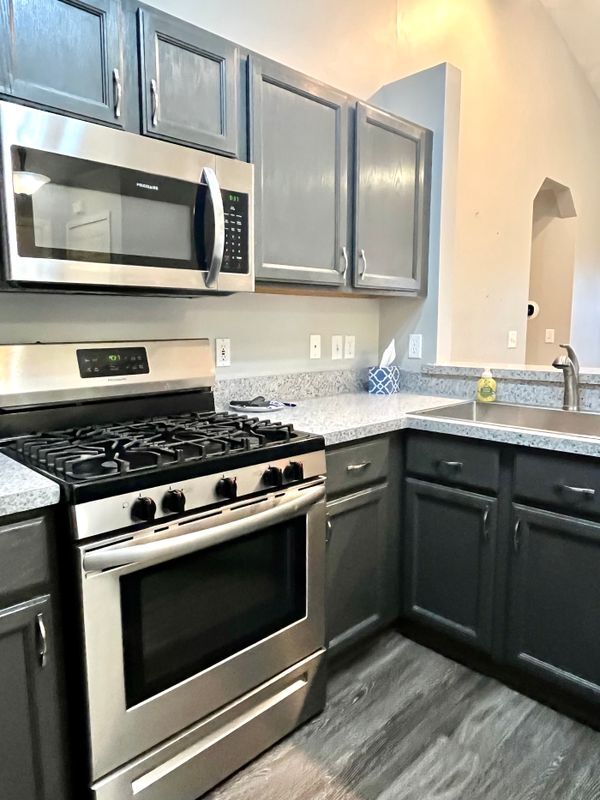 Foto del edificio - 4417 Inverness St