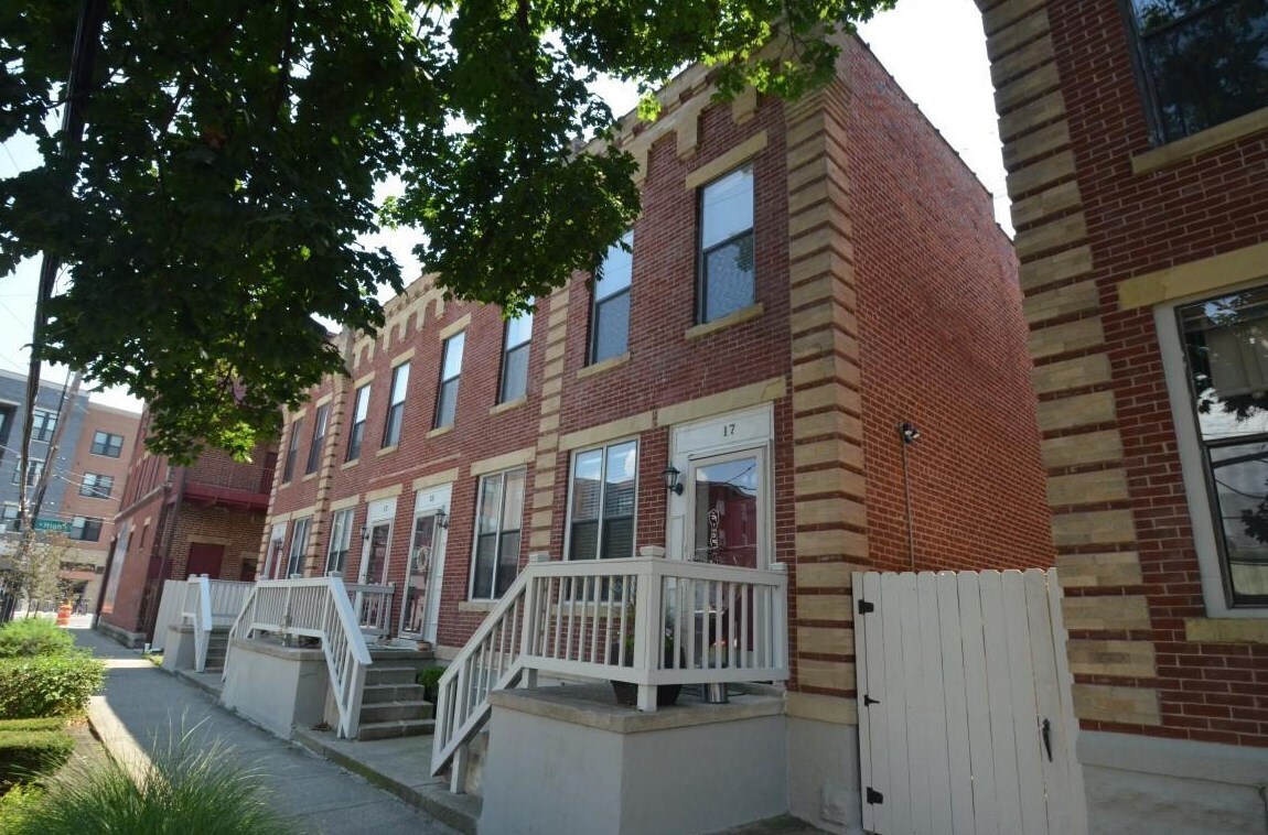 Primary Photo - 17 W Starr Ave