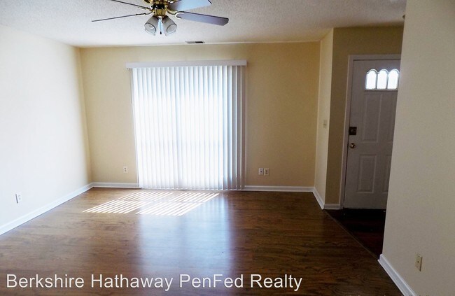 Building Photo - 1232 Parkway Pl