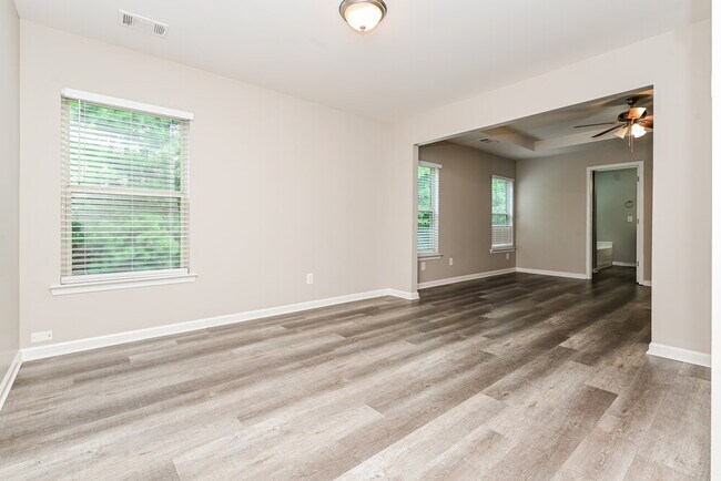 Building Photo - 4325 Comfort Trail