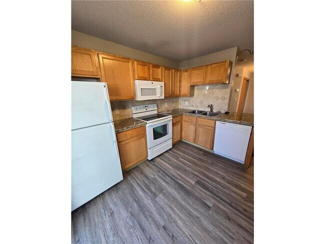 Building Photo - 8433 Annapolis Way