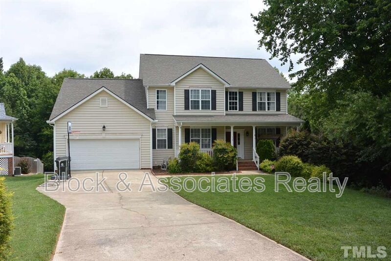 Foto principal - 117 Aldeburgh Ct