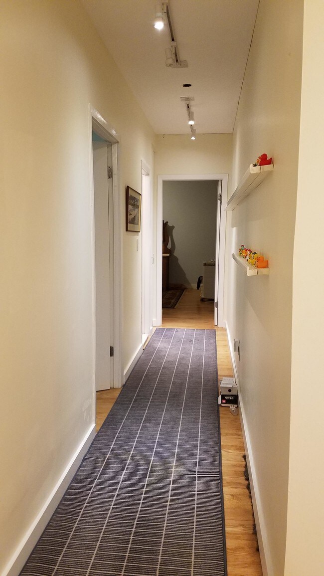 Building Photo - 305 West 98th Street