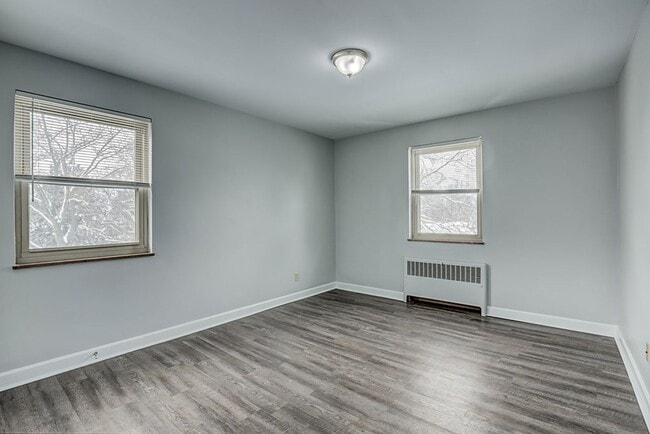 Building Photo - 3129 Ramona Ave