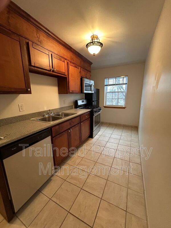 Foto del edificio - 320 E Gregory Blvd