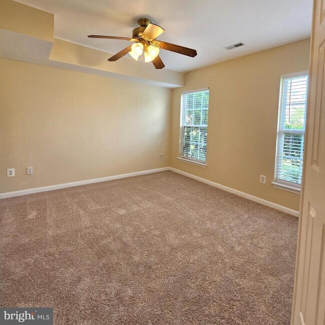 Building Photo - 20992 Kittanning Ln