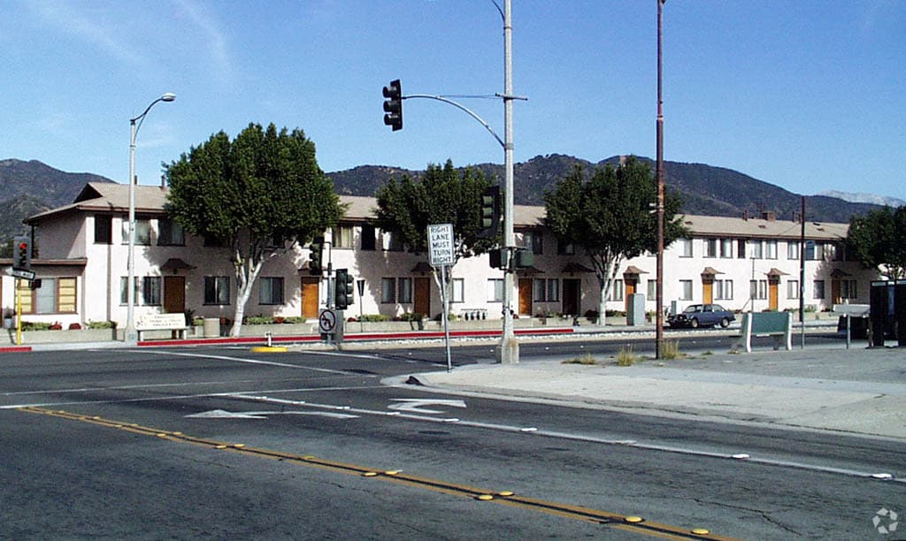 Foothill Apartments Apartments in Azusa, CA