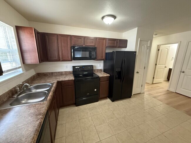 Foto del edificio - 7382 Noah Ct