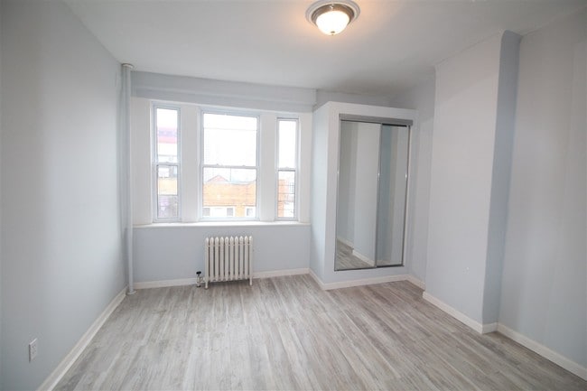 Building Photo - 5707 Hudson Ave