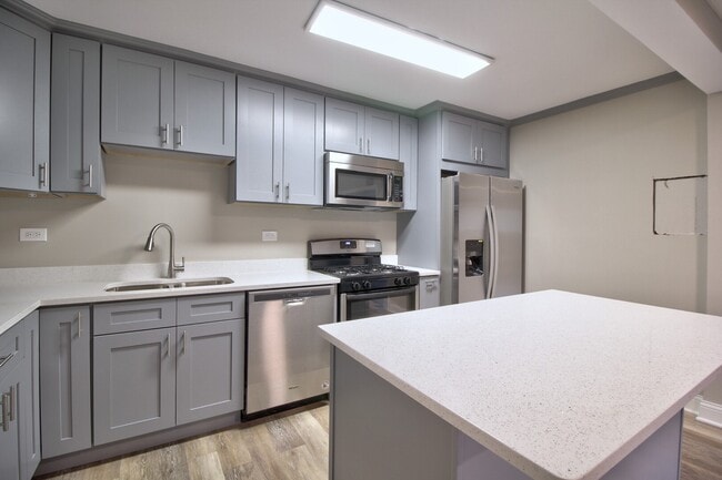 Building Photo - 153 W Briarcliff Rd