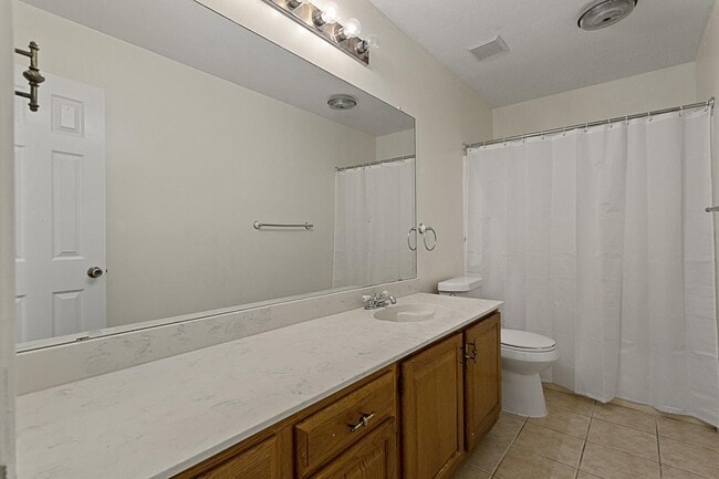 Foto del edificio - 7567 Casburn Ct