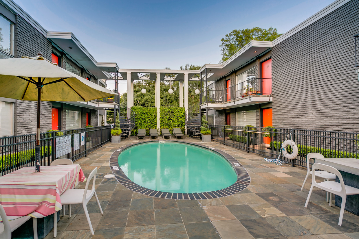 Foto principal - 3602 Garrott St