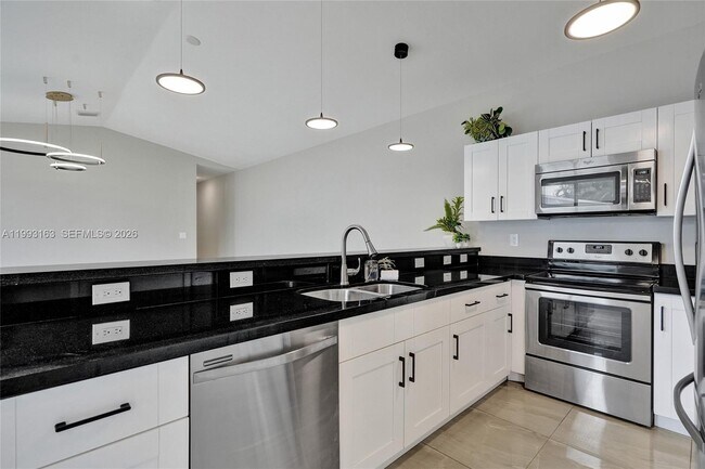 Foto del edificio - 62 NE 26th St