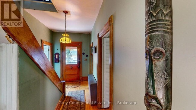 Building Photo - 27-29 MAIN STREET E