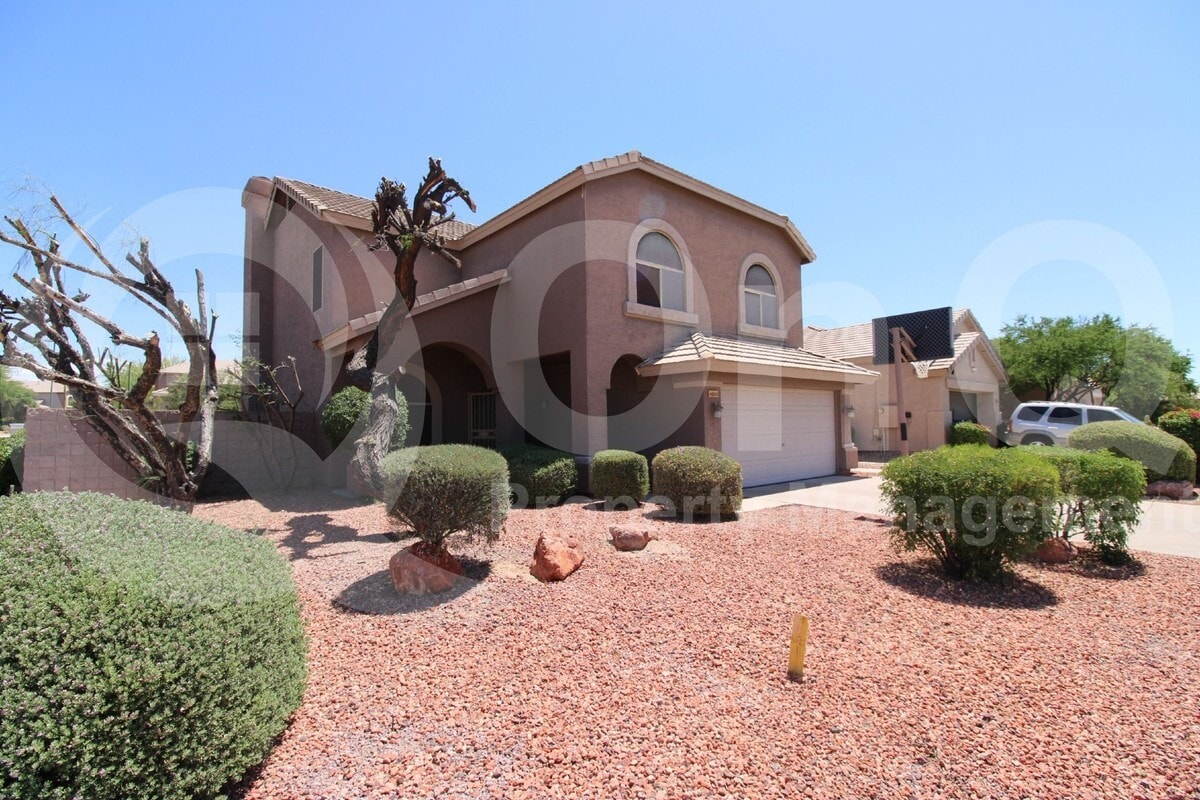 Primary Photo - 4604 E Prickly Pear Trail