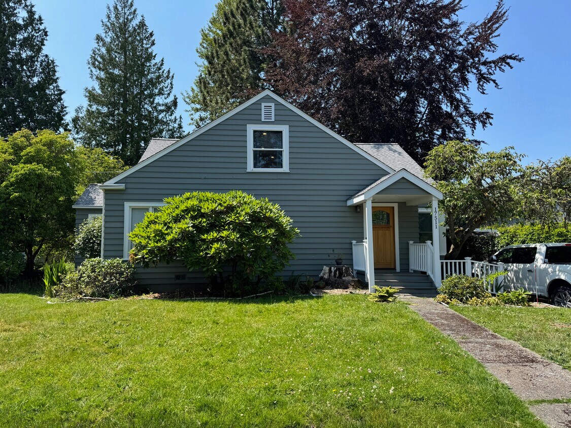 Primary Photo - 17511 100th Ave SW