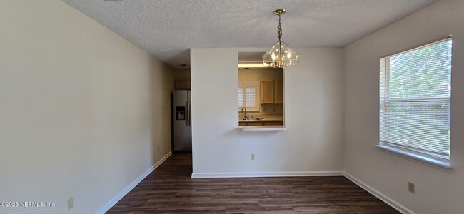 Foto del edificio - 7879 Georgia Jack Dr N