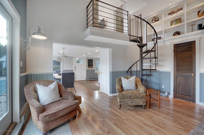 Foto del edificio - 1704 Beverly Ave