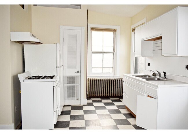 Foto del edificio - 2215 Ohio Ave