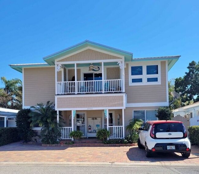 Foto del edificio - 14902 N Bayshore Dr