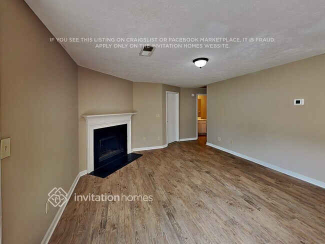 Foto del edificio - 7951 E Field Dr
