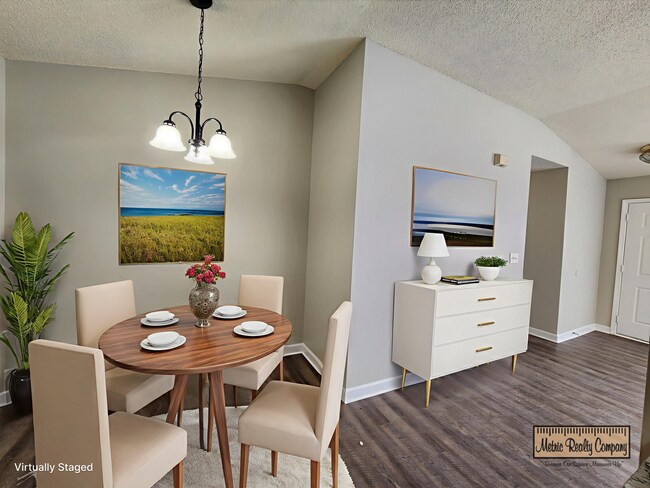 Foto del edificio - 201 Graham Meadow Dr