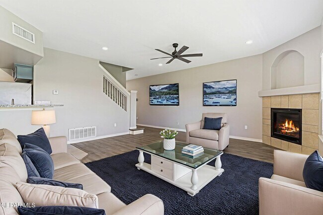 Building Photo - 14326 Smokey Point Dr