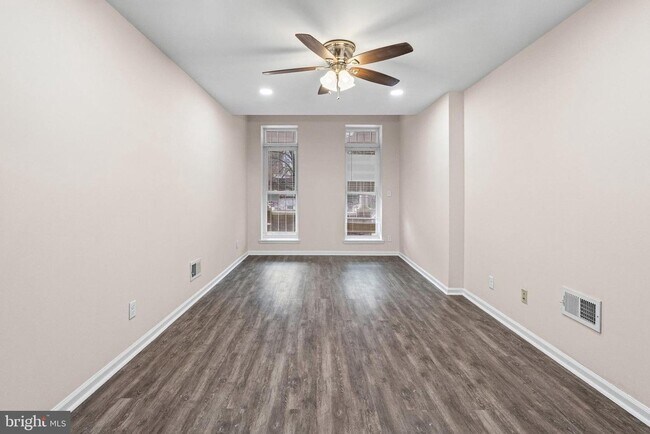 Foto del edificio - 2217 Linden Ave