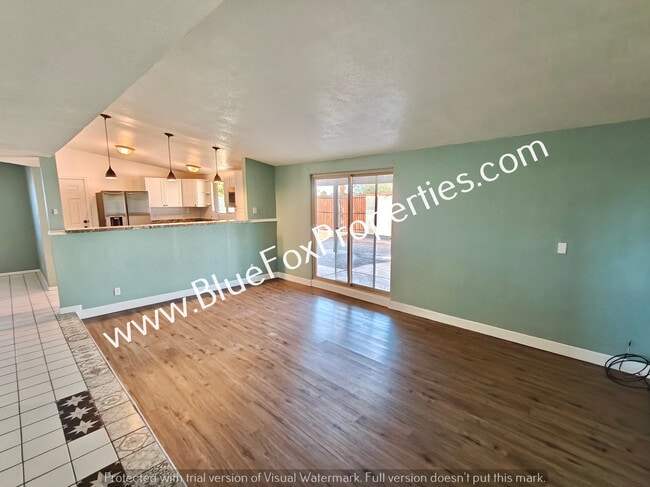 Foto del edificio - 3310 W Calle Toronja