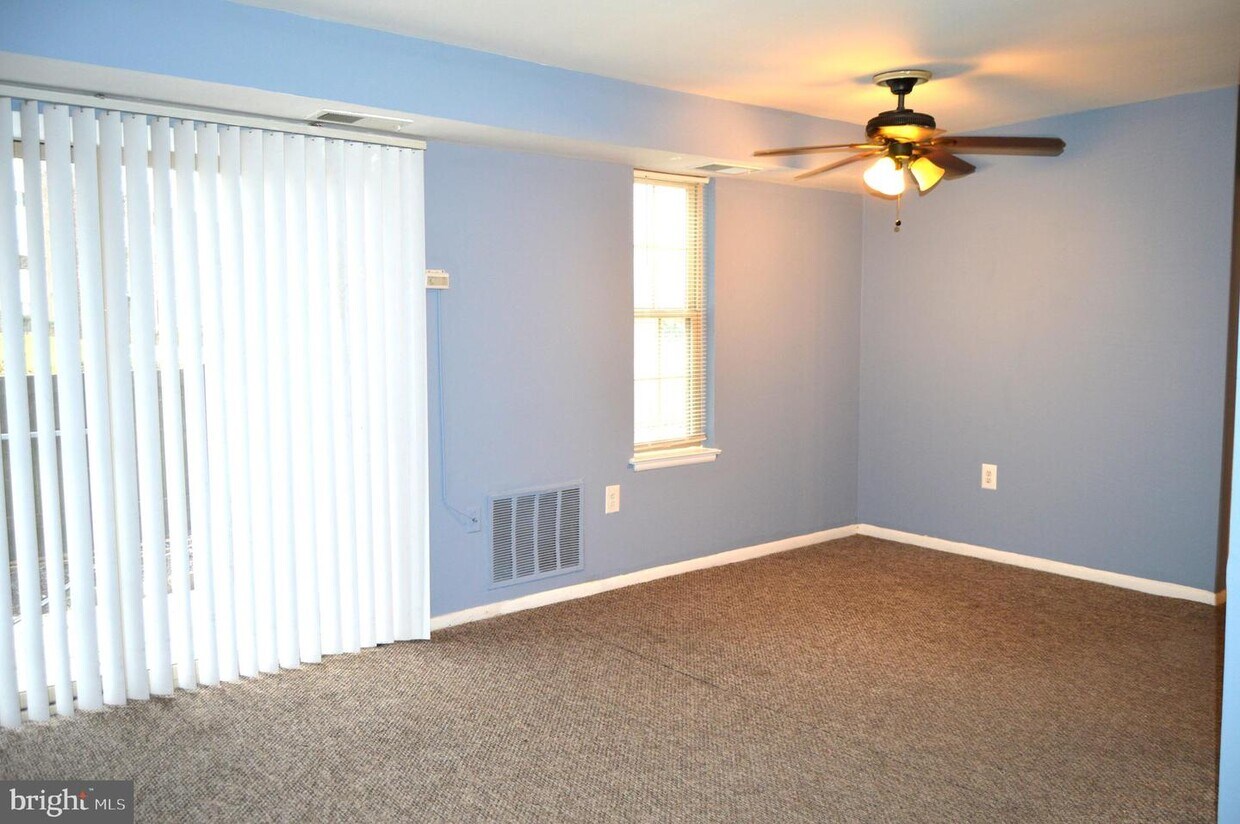 Foto principal - 6701 Wilmont Dr