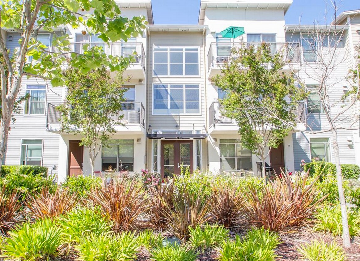Foto principal - 1057 Saginaw Ter