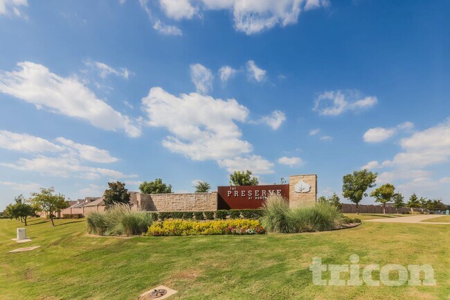 Foto del edificio - 1601 Parlier St