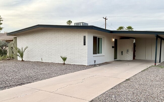 Freshly Updated Home In The Heart Of Tempe! - Freshly Updated Home In The Heart Of Tempe!