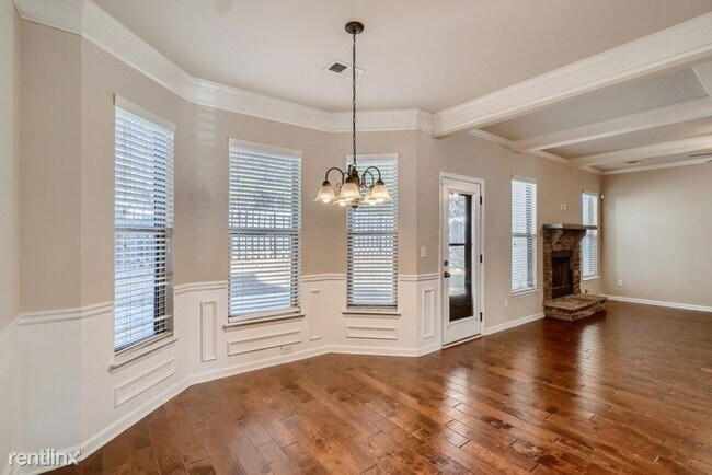 Building Photo - 5 br, 3 bath House - 1990 Walking Horse Tr...