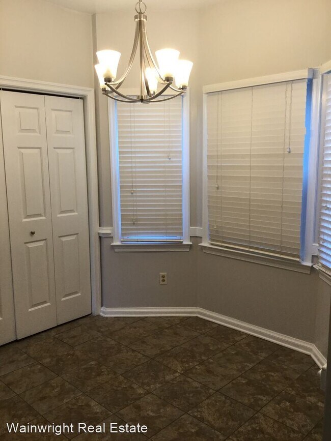Foto del edificio - 3 br, 1.5 bath House - 619 Creekside Court