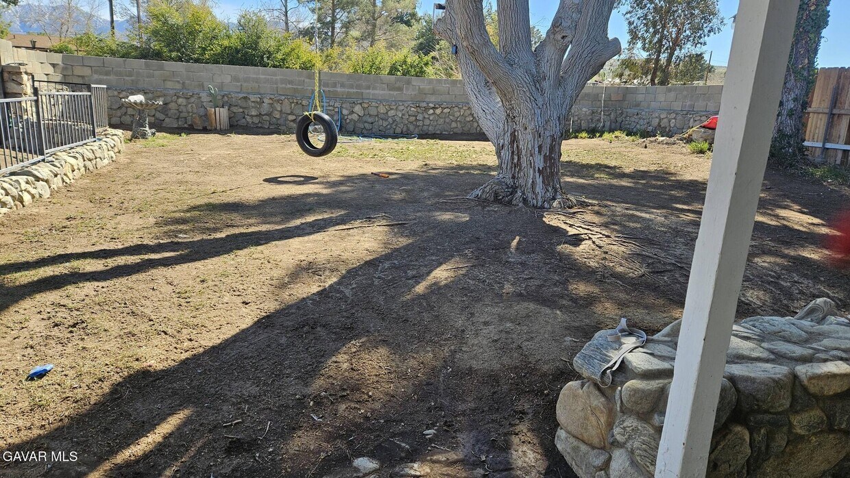 Building Photo - 12509 Ave V-10