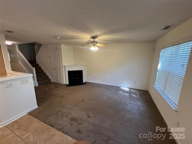 Foto del edificio - 9632 Terrier Way