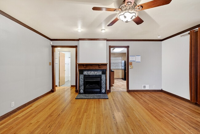 Building Photo - 1721 Woodruff Place Cross Dr