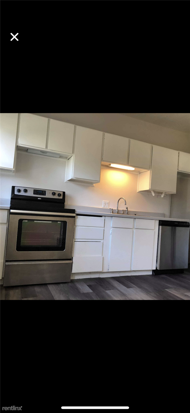 Building Photo - 2 br, 1 bath House - 547 N Belmont Ave