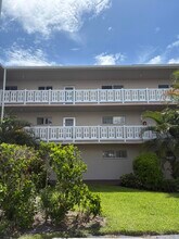 Building Photo - 2770 Garden Dr S